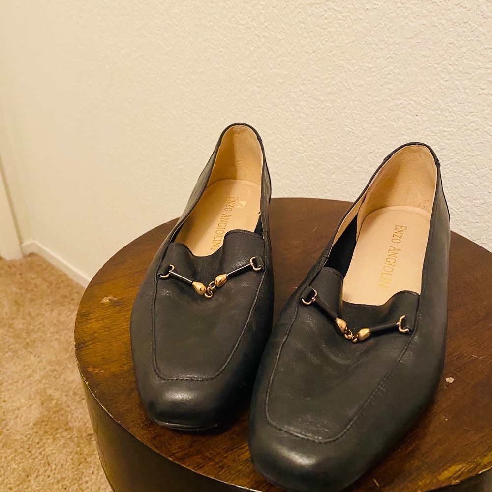 Shoes - Picture 4 of 7
